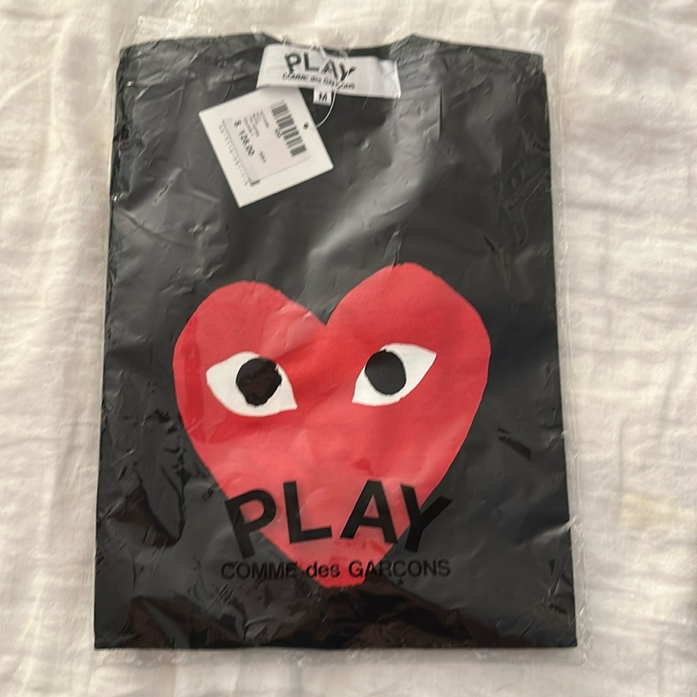 Comme des Garcons Play T shirt Brand New (Fits like a Small)